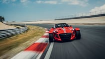 donkervoort_d8_gto-jd70_r_-_002.jpg