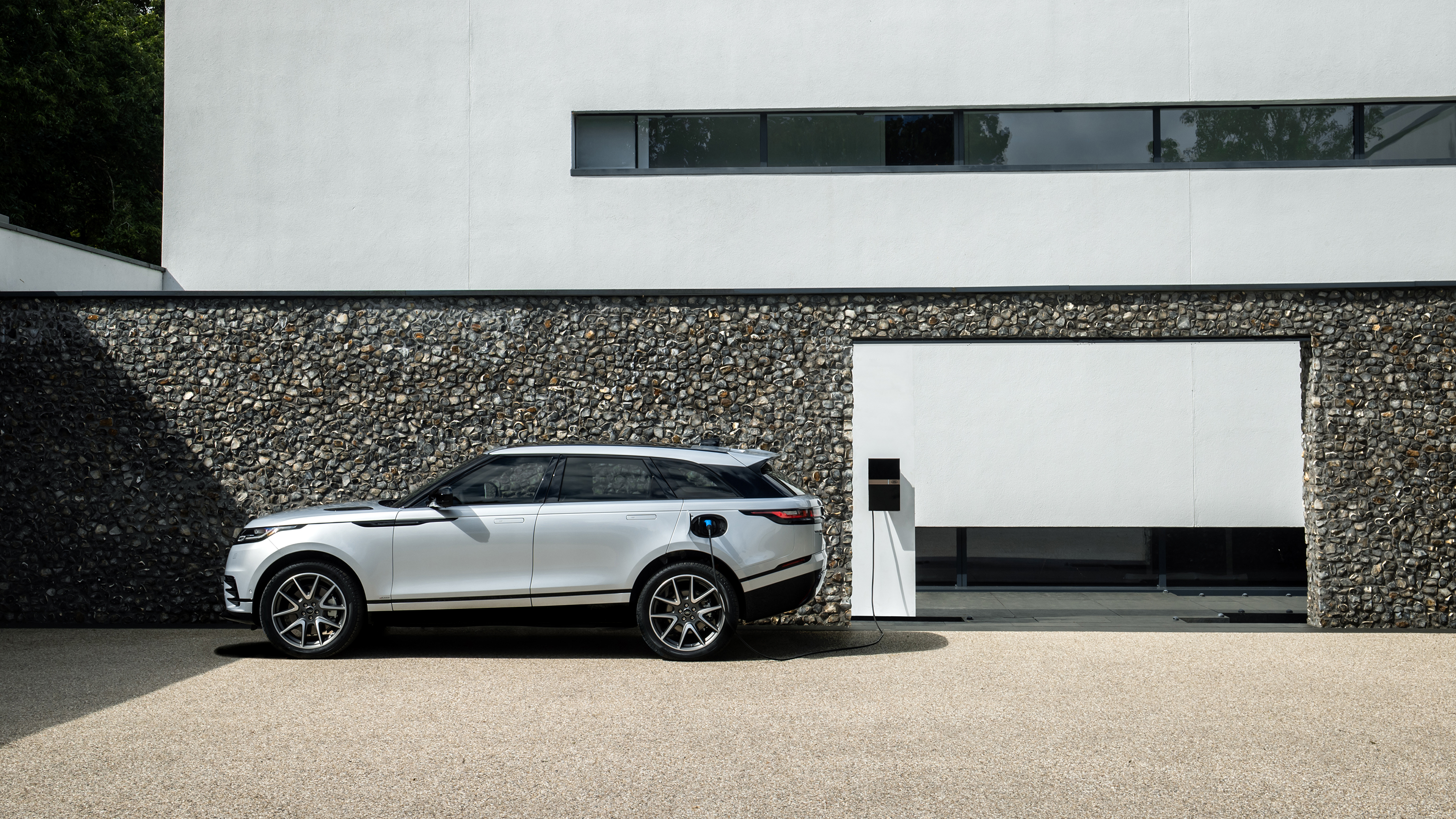 22.rr_velar_21my_p400e_230920.jpg