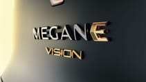 renault_megane_evision_12_naming_01_embargo_oct._15th_5.30_pm_paris_time.jpg