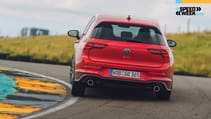 minijcw_vs_golfgti_15.jpg