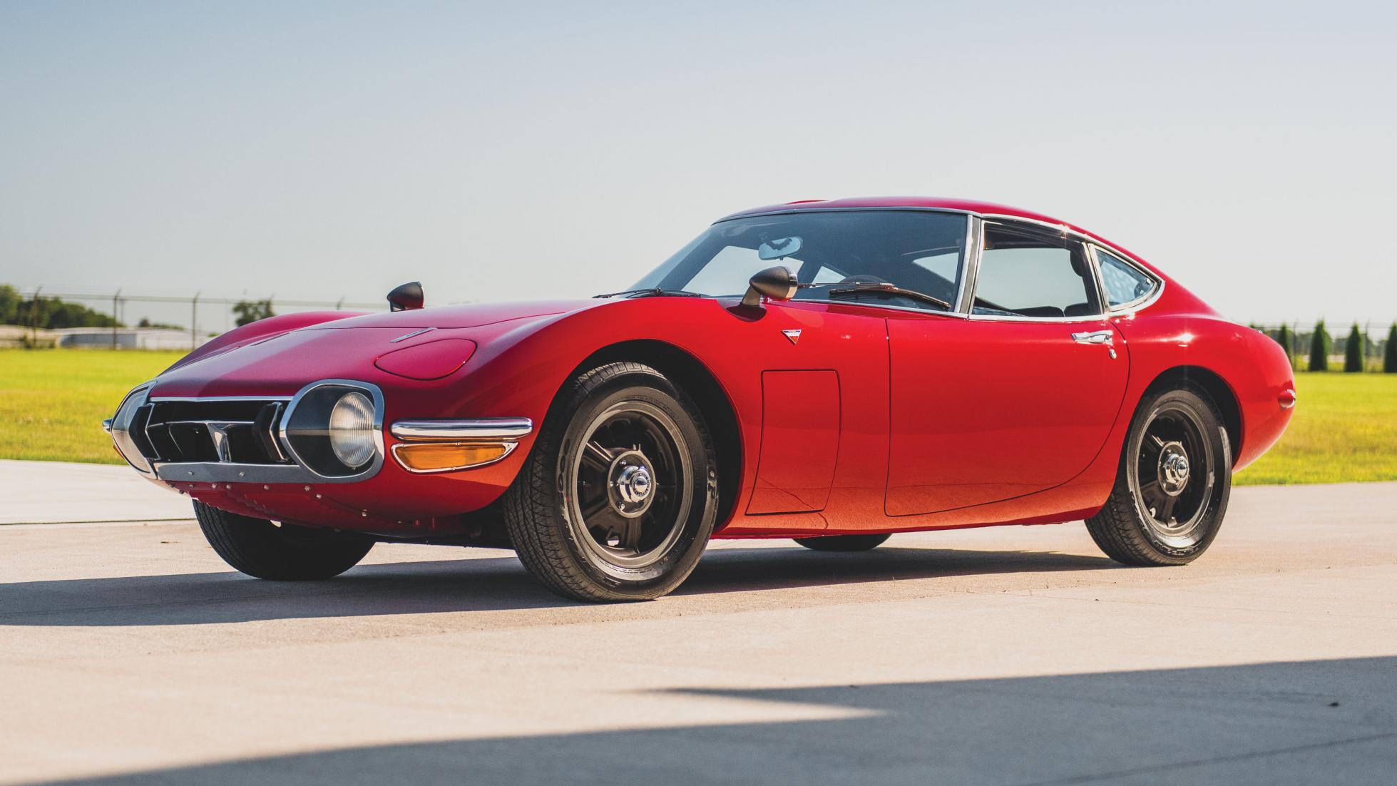 1967-toyota-2000gt-_0.jpg