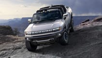 2022-gmc-hummer-ev-001.jpg