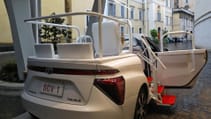 toyota-mirai-popemobile-07.jpg