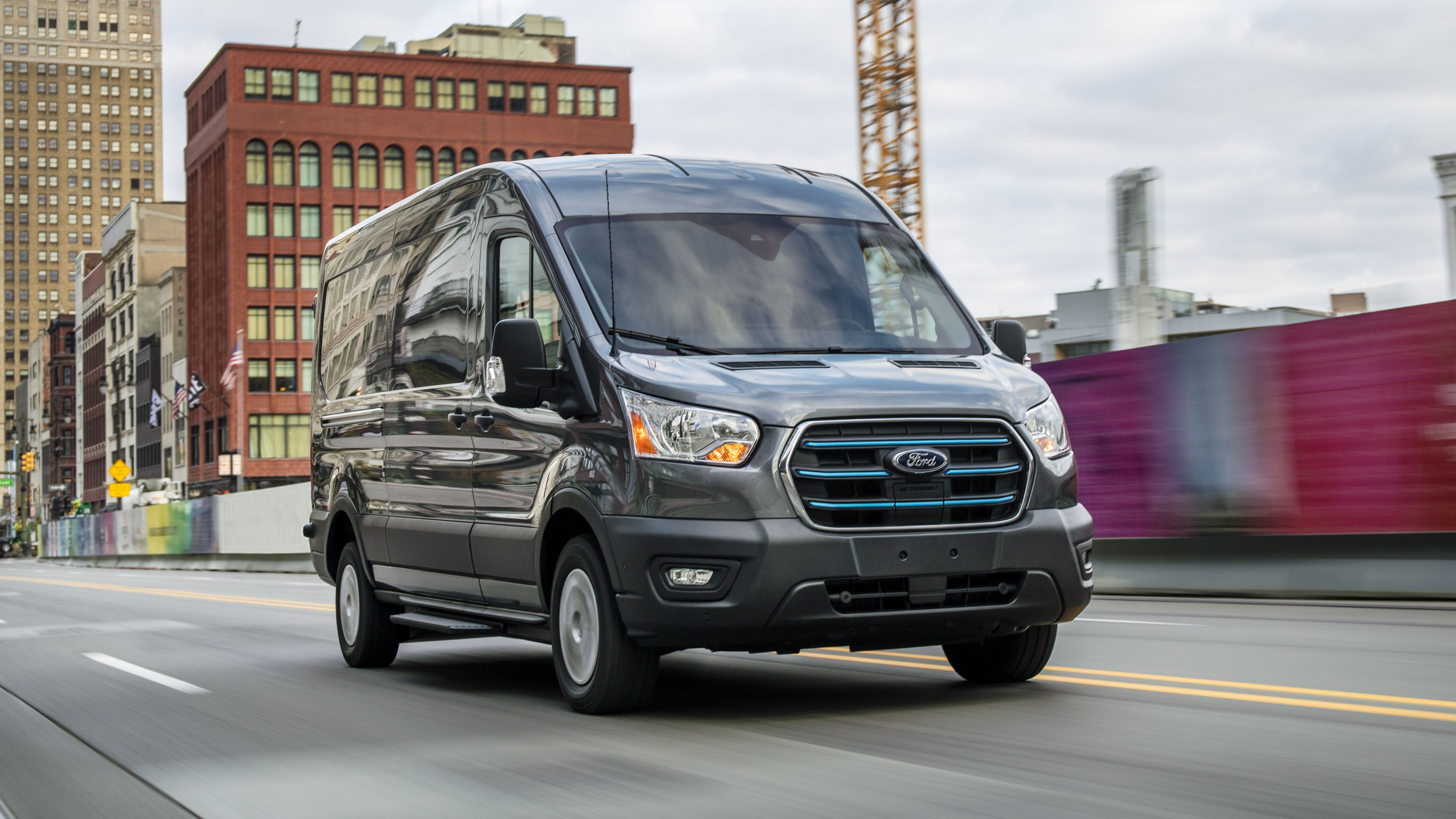 all-new_ford_e-transit_13.jpg