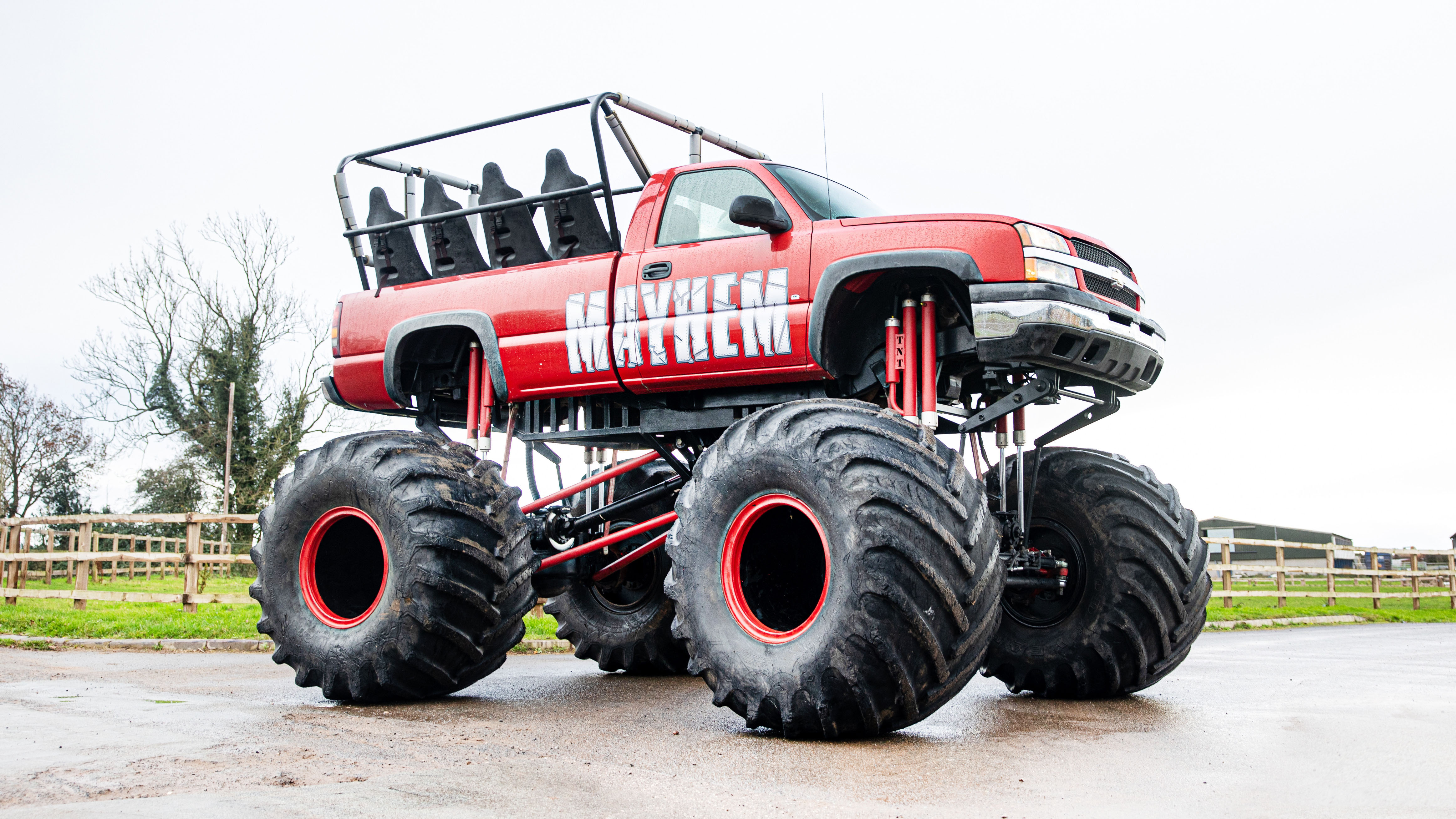 2013_chevrolet_silverado_mayhem_monster_truck.jpg