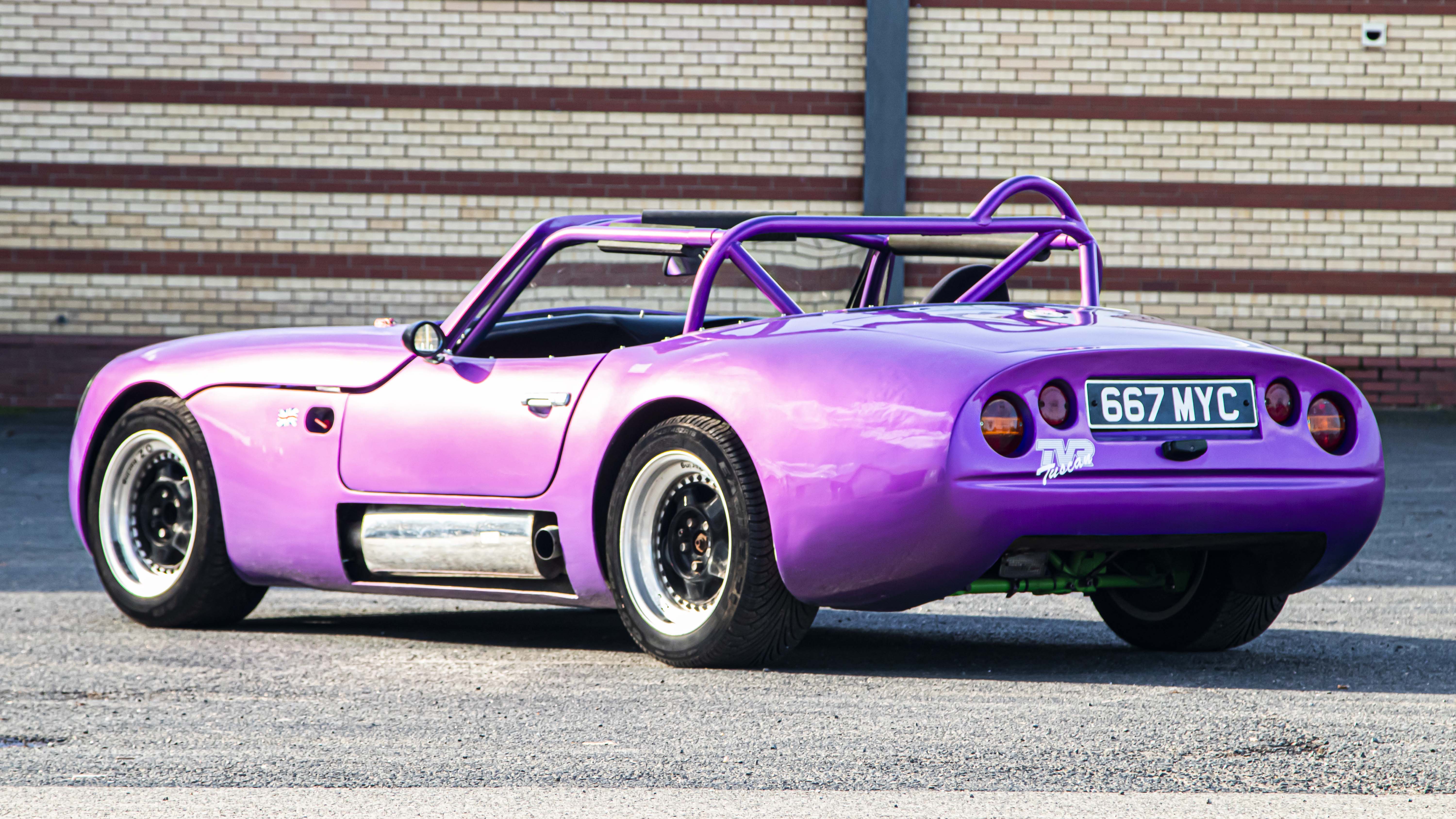 tvr16.jpg