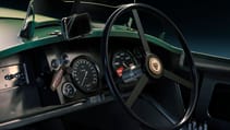j_classic_ctype_280121_05.jpg