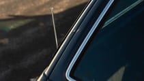 1990-mercedes-benz-560-tel-estate-by-caro_16.jpg