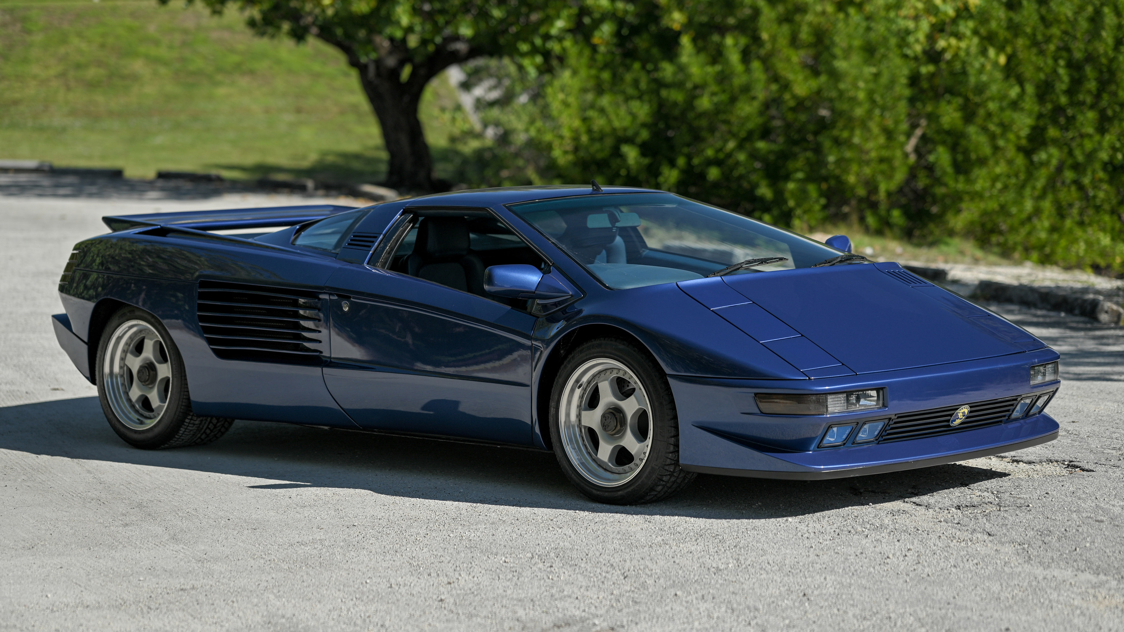 1993-cizeta-v16t-_0.jpg