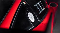 11._ferrari_575_gtc_stradale_-_classic_youngtimers_-_noel_van_bilsen.jpg