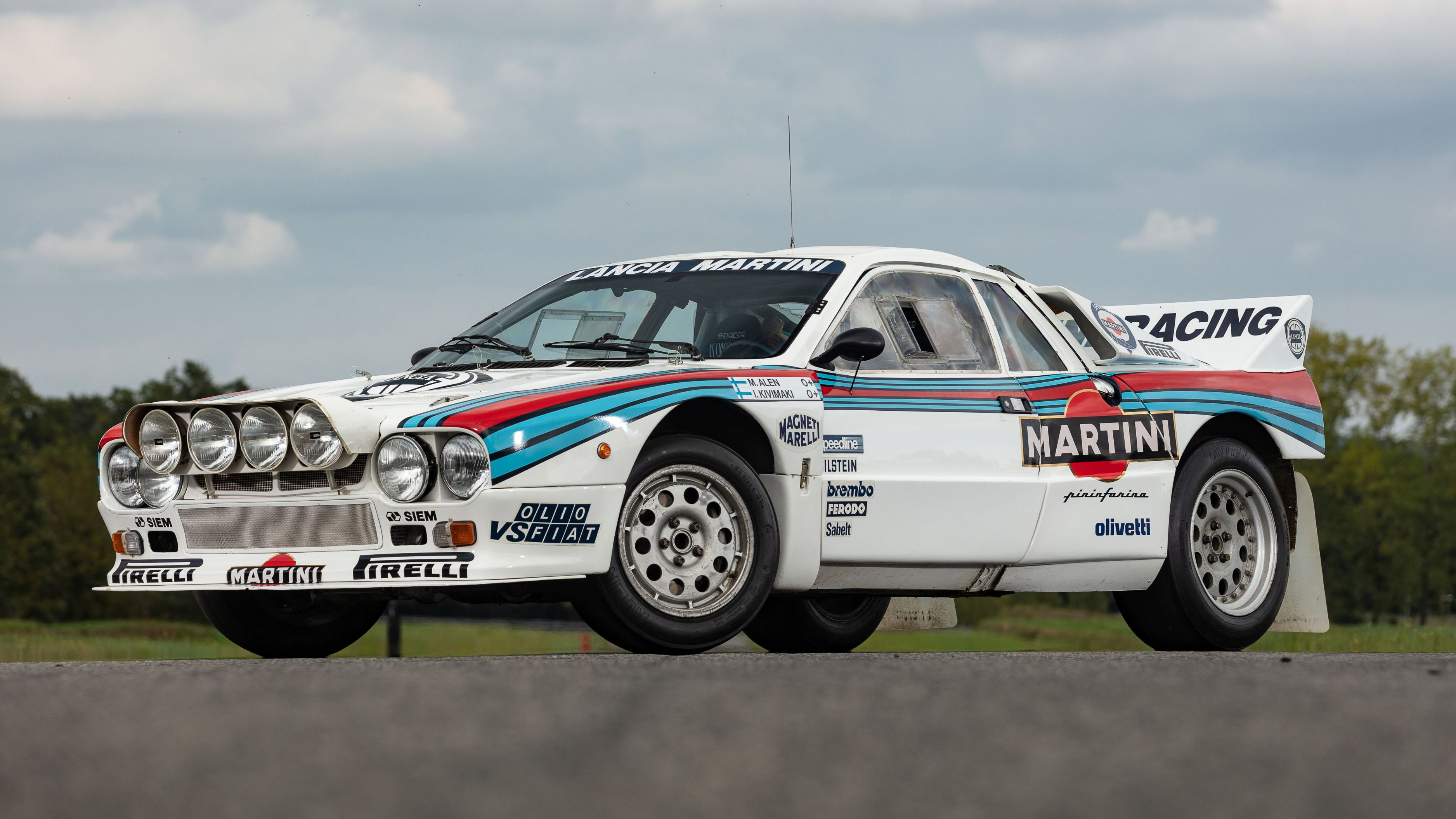 lancia-037-group-b-rally-car-artcurial-auction-01.jpg