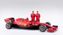 200027-f1-ferrari-sf1000-2020-team.jpg