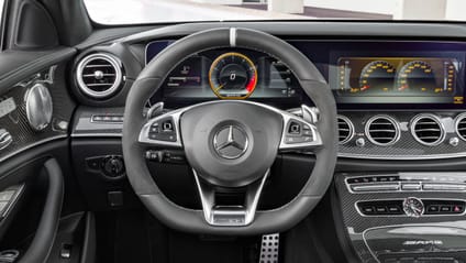 Mercedes E-Class (2016) steering wheel