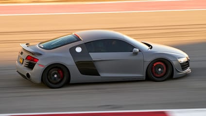 Audi R8 side