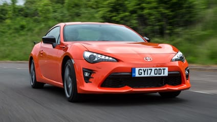 Toyota GT86 Orange Edition front