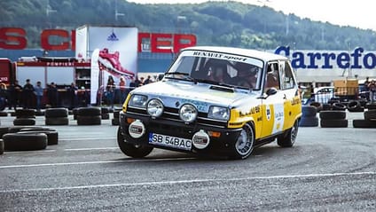 Renault 5 Alpine Turbo front quarter