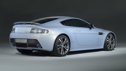 Aston Martin V12 Vantage RS Concept