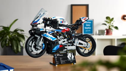 BMW M 1000 RR Lego Top Gear