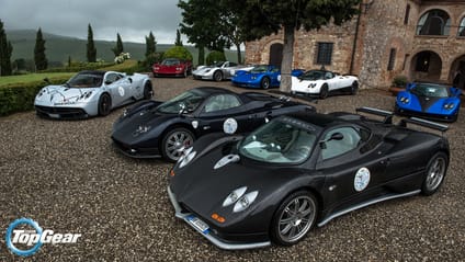 Wallpapers: when thirteen Paganis toured across Italy