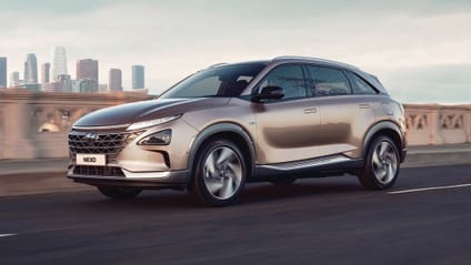 Hyundai Nexo side view