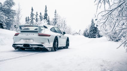 Gallery: saloons, supercars and SUVs... in the snow