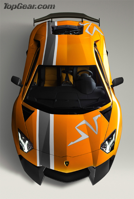 Aventador-front2_0.jpg