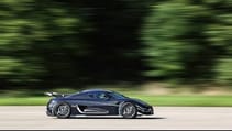 Audi R8 GT Spyder vs Koenigsegg One1 - VMax200 - No Launch Control