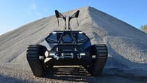 Ripsaw EV2 Extreme Luxury Super Tank 2015 1st Look (original)