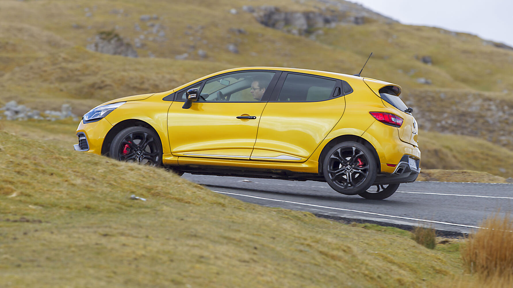 208 GTI vs Clio RS vs Fiesta ST