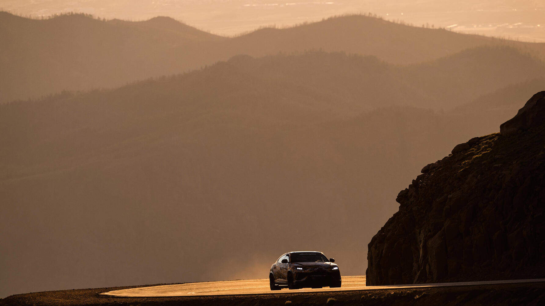 Lamborghini Urus Pikes Peak Top Gear