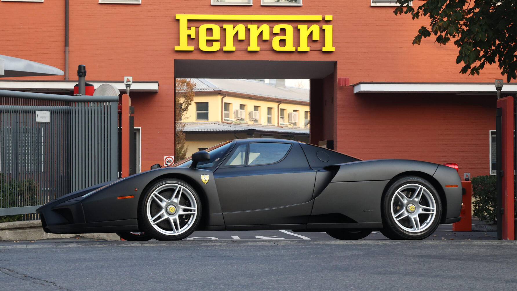 2004 matte black Ferrari Enzo