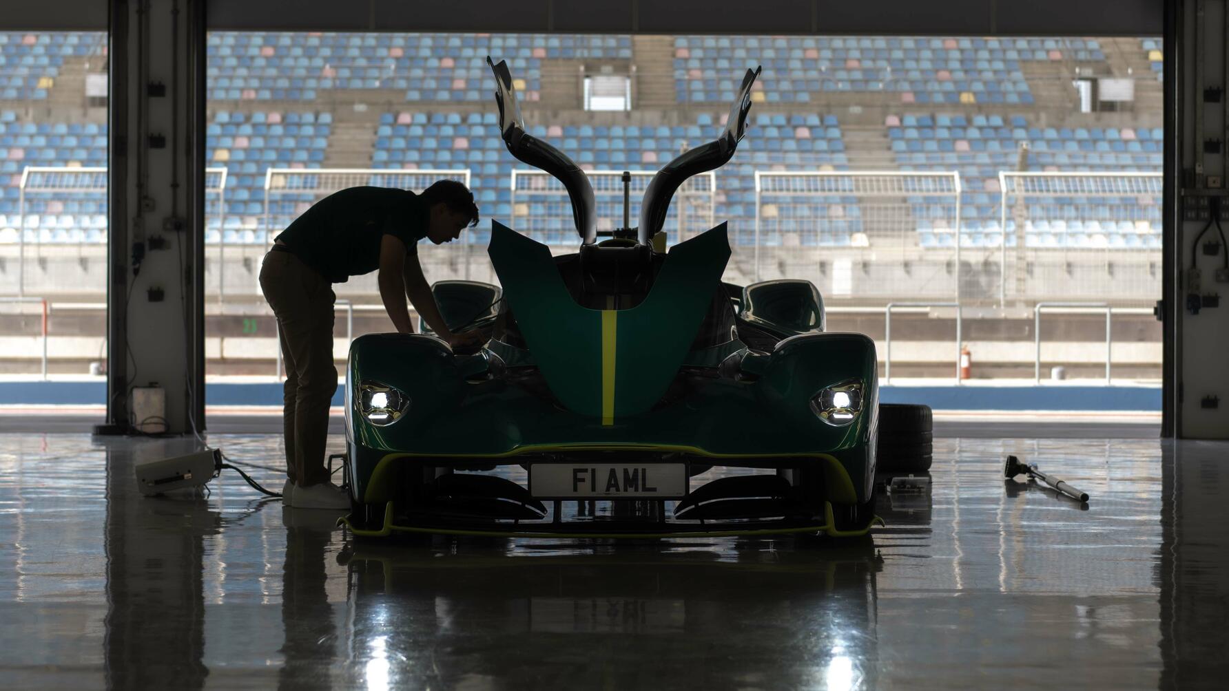 Chris Harris drives the Aston Martin Valkyrie on track